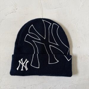 New York Yankees Beanie Double LogoNavy Blue & White Unisex RARE